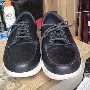 Skechers Gen5 Goga Max size 12 Boat Shoes